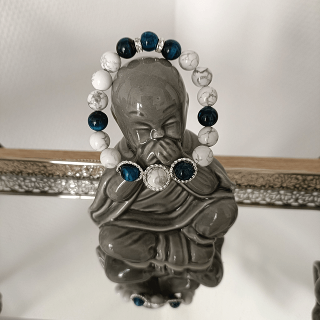 Bracelet Howlite & œil de tigre bleu orné séparateurs